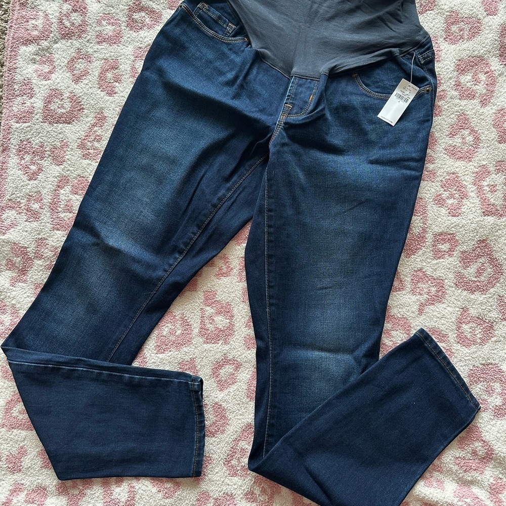NWT Maternity Old Navy Skinny Jeans